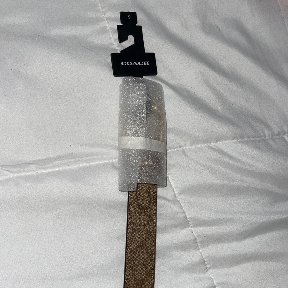 AUTHENTIC BRAND NEW COACH BELT